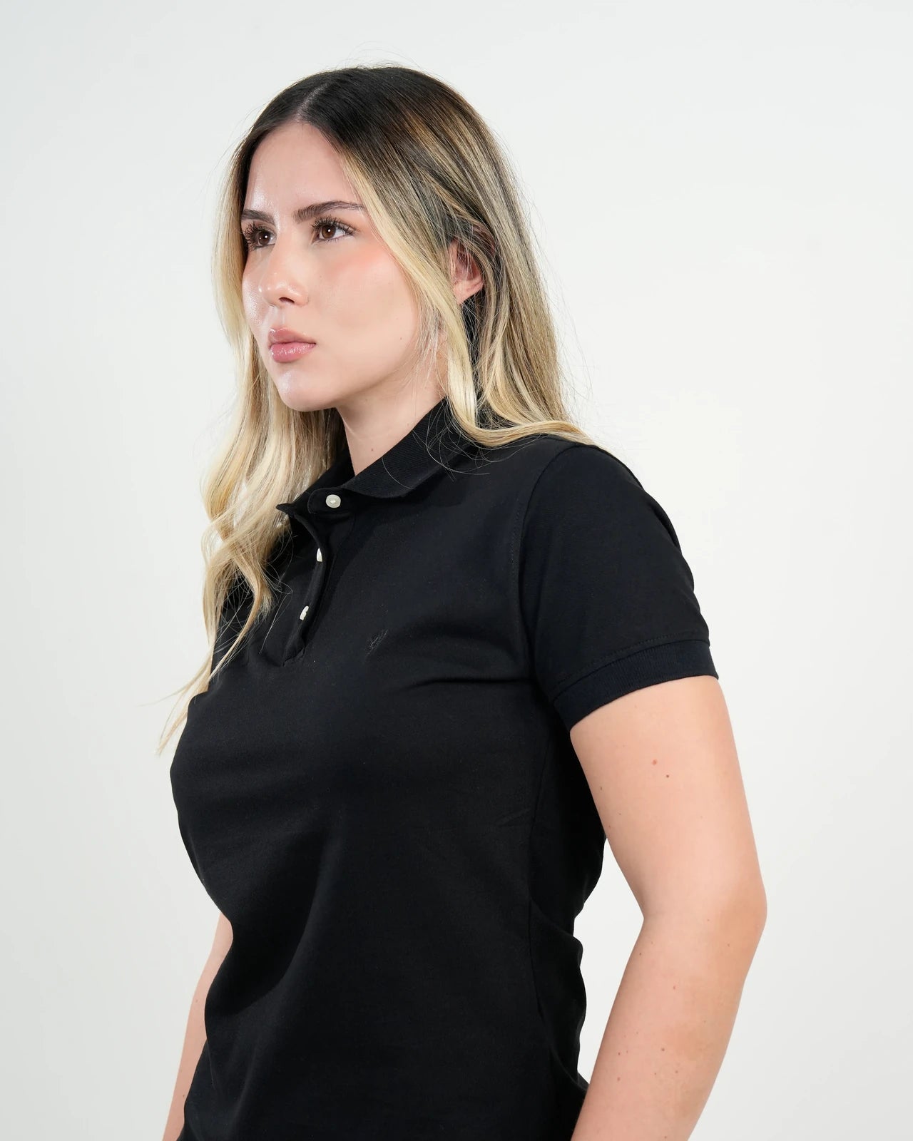 Polo Mujer Negro "Timeless Black"