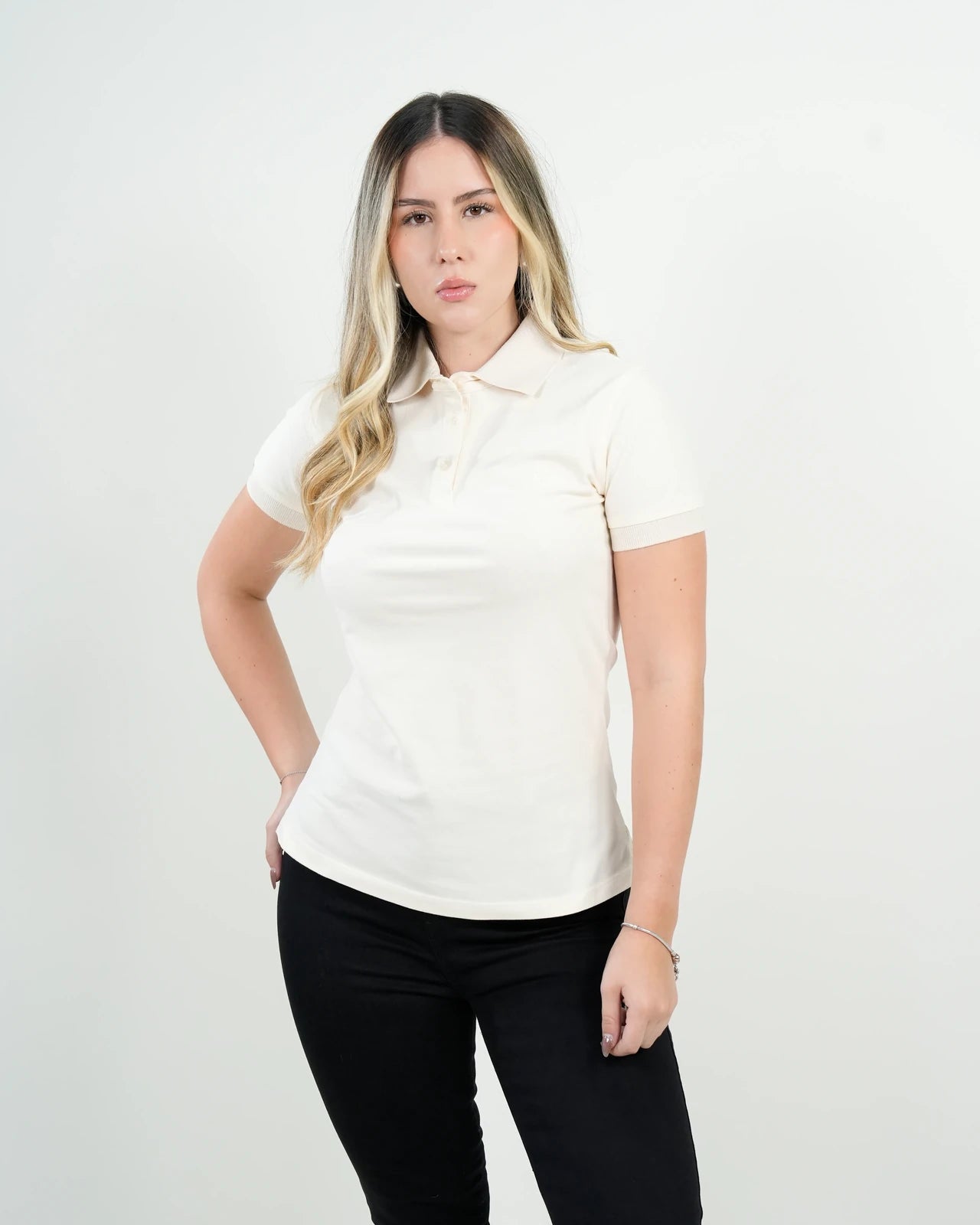 Polo Mujer Beige "Classic Ivory"
