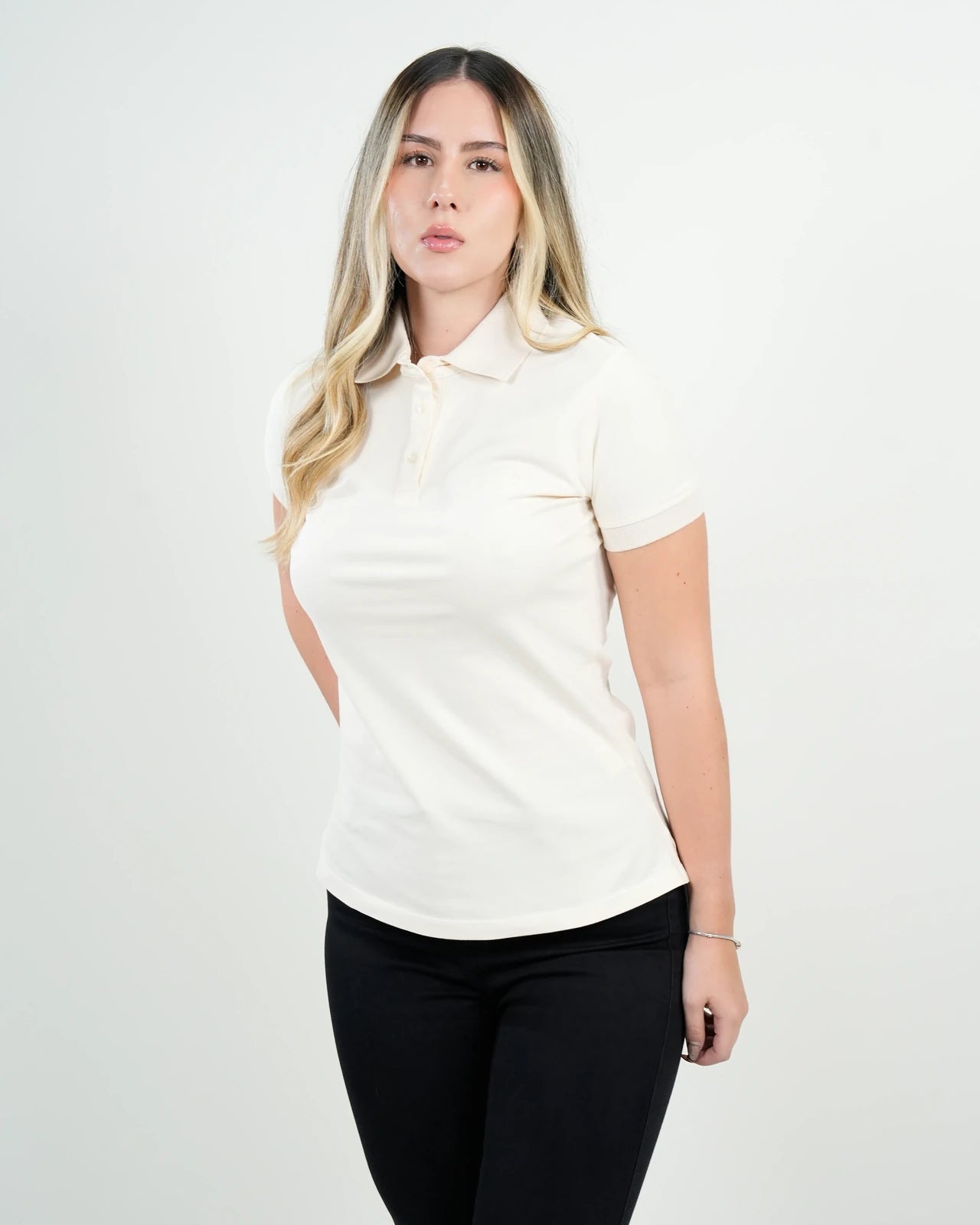 Polo Mujer Beige "Classic Ivory"