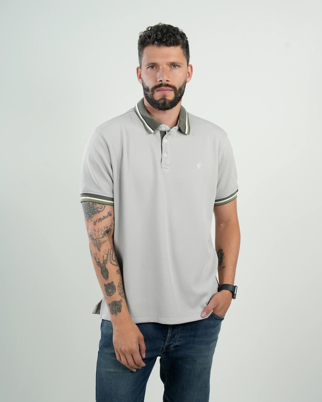 Polo Amalfi Gris Perla con Detalles Verdes