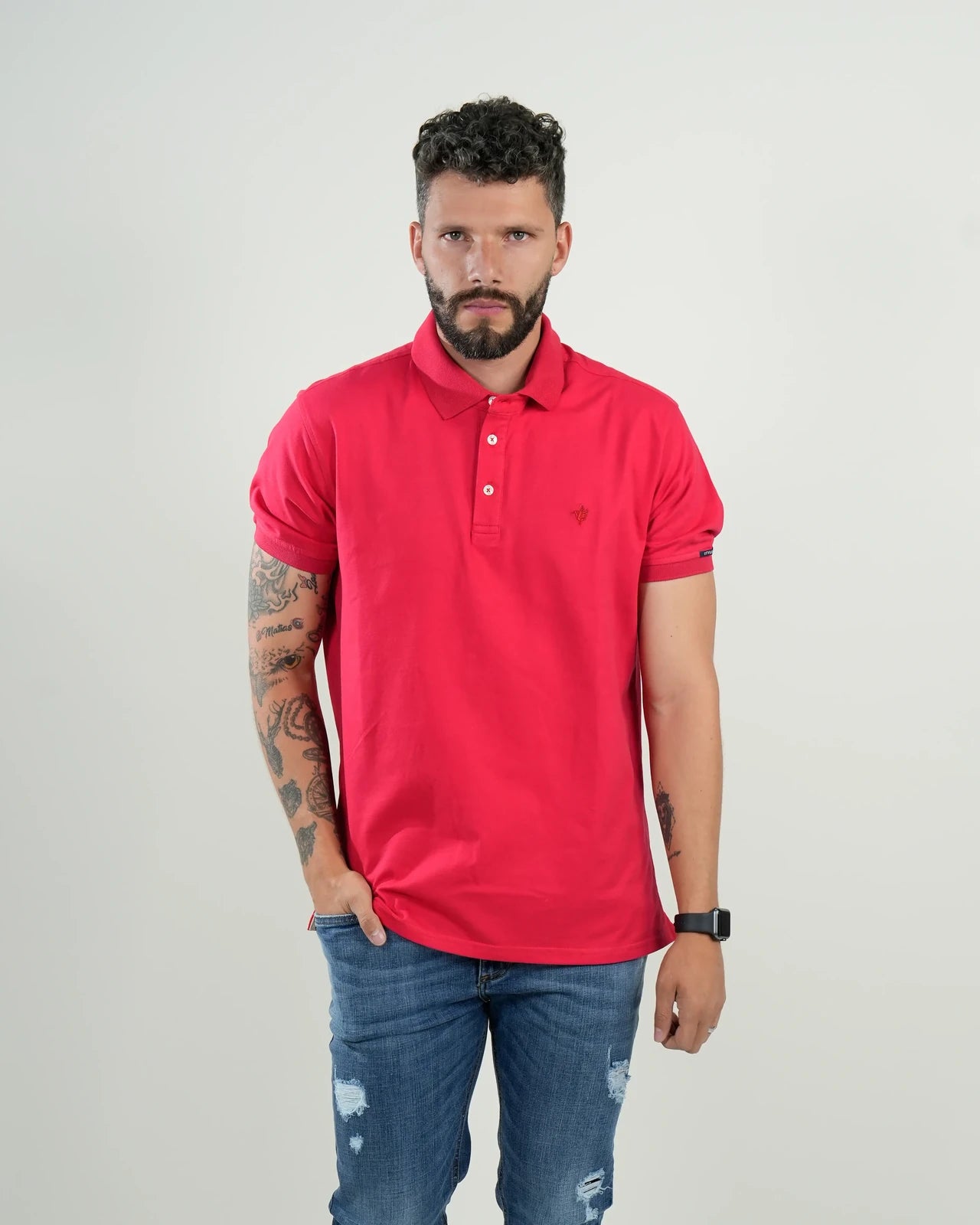 Playera tipo polo para hombre en color rojo – Estilo casual y elegante