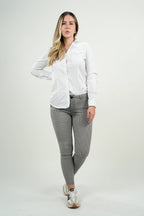 Blusa Blanca Clásica de Mujer