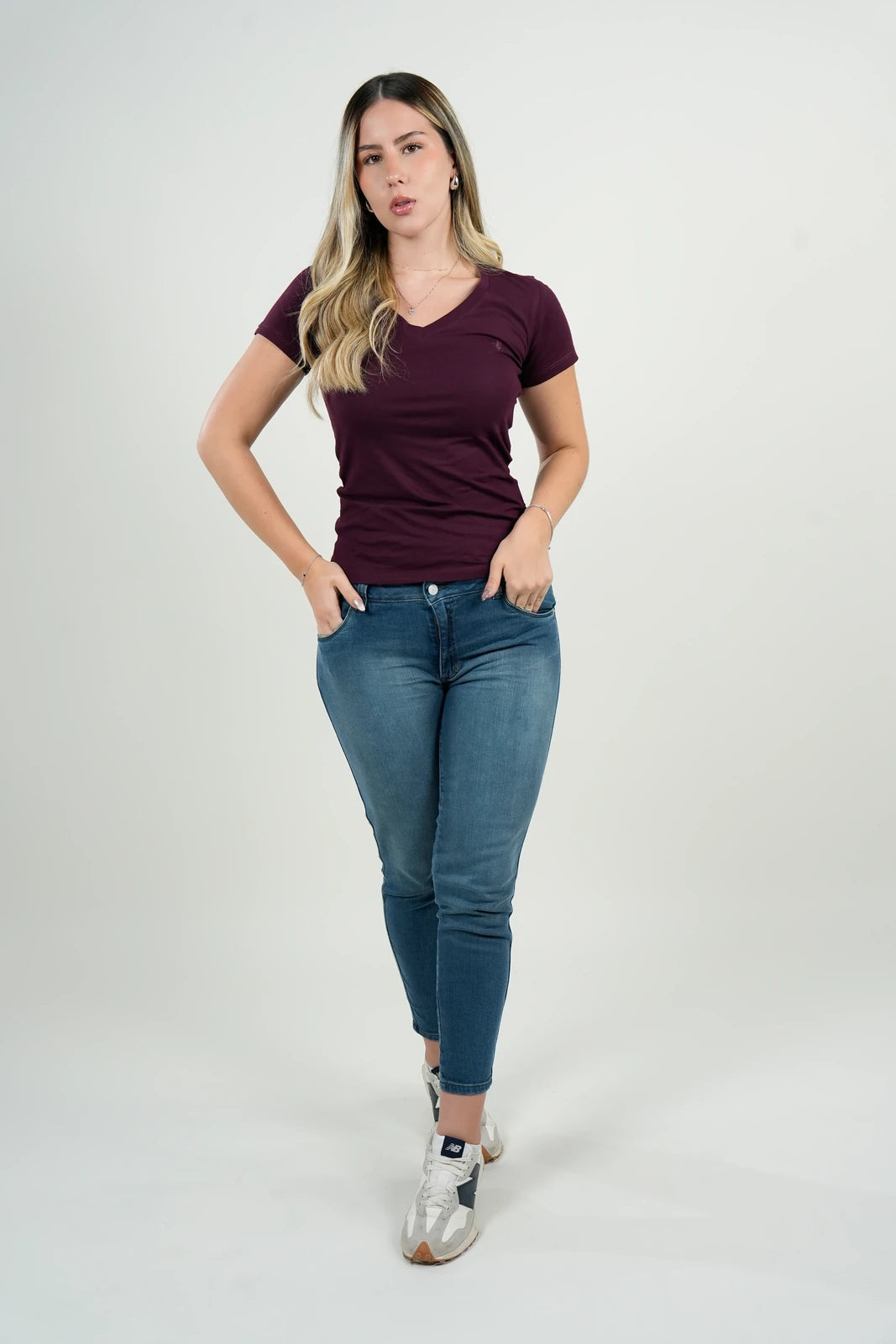 Camiseta Ashford Vino Escote V