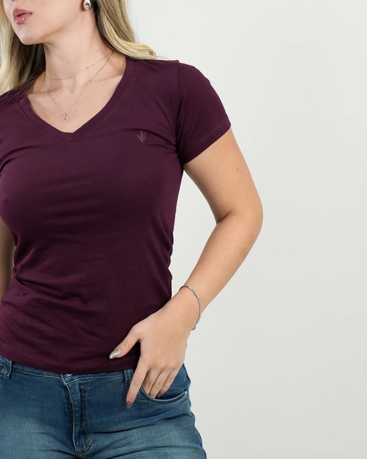 Camiseta Ashford Vino Escote V