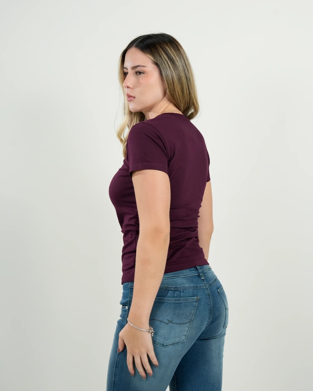 Camiseta Ashford Vino Escote V