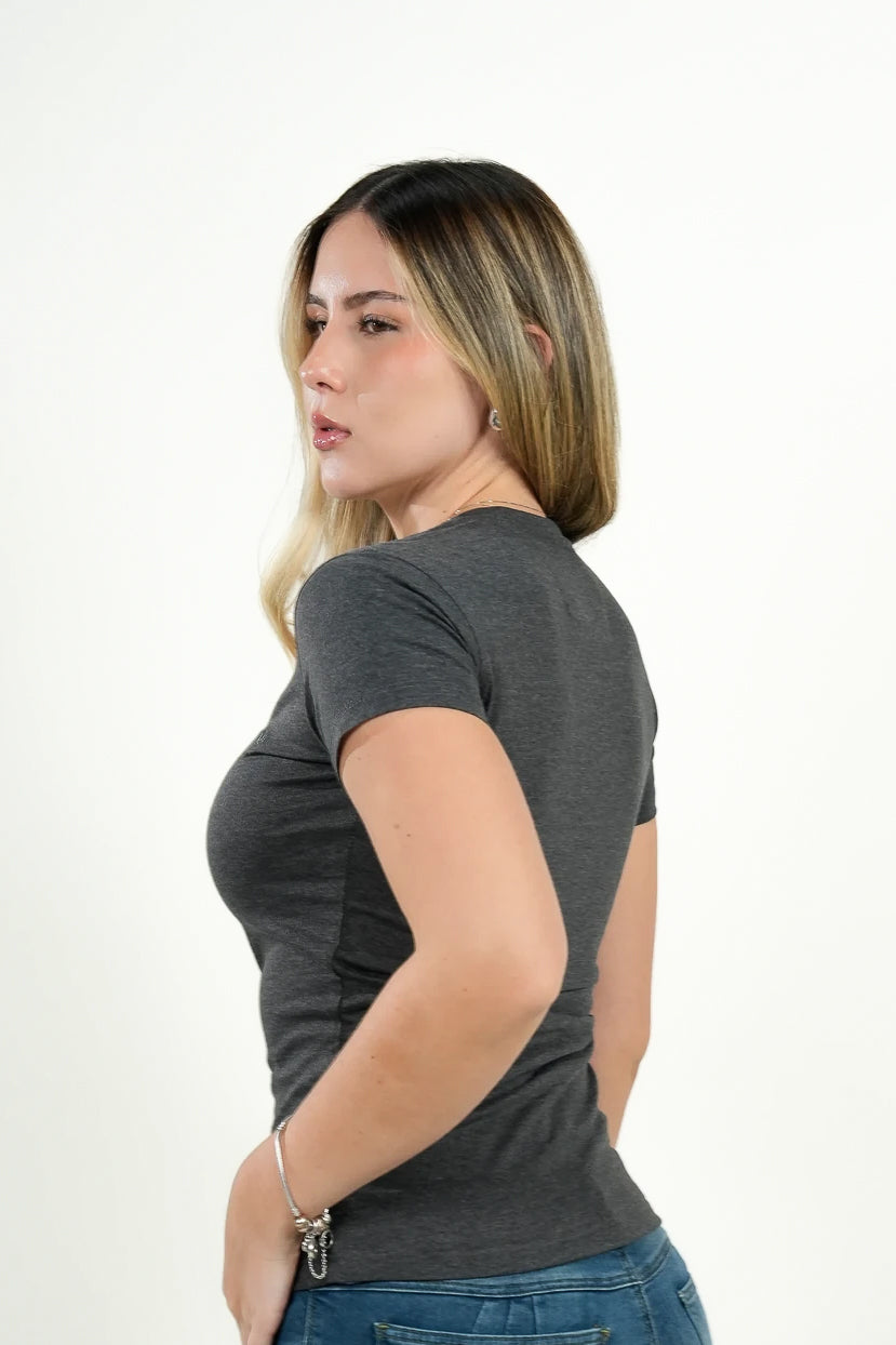 Camiseta Pembroke Gris Escote V