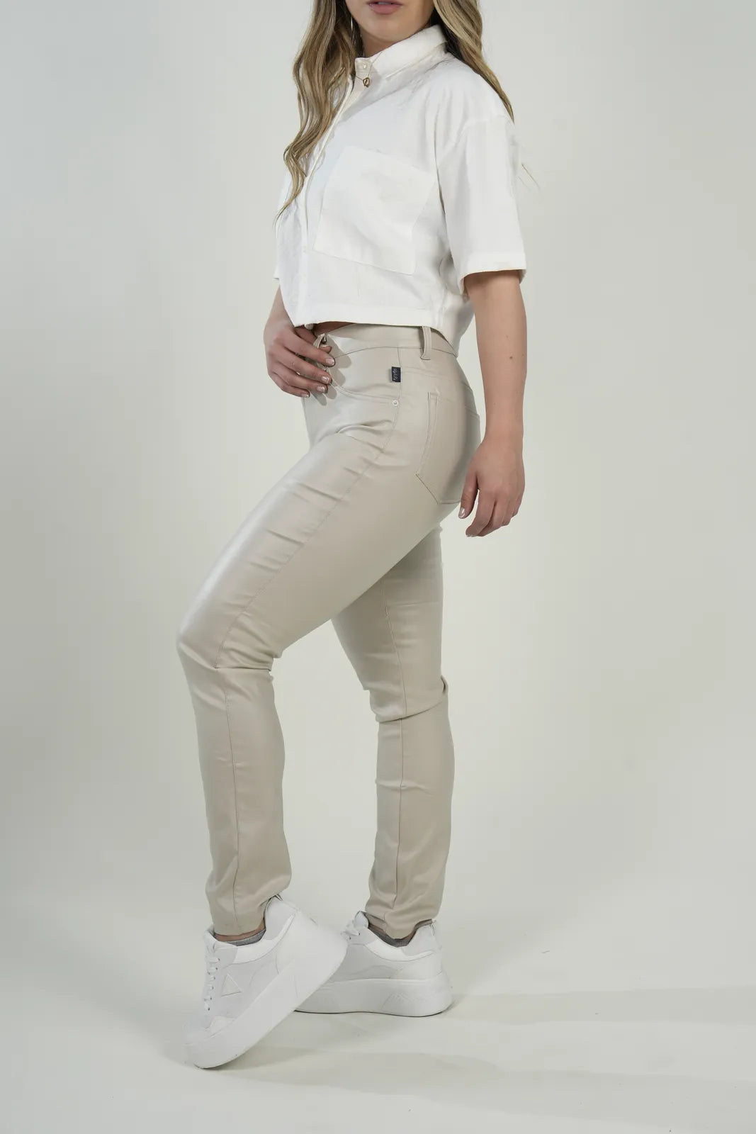 Pantalón Leather Touch Beige