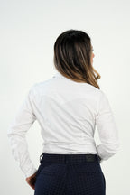Camisa Blanca de Bolsillos