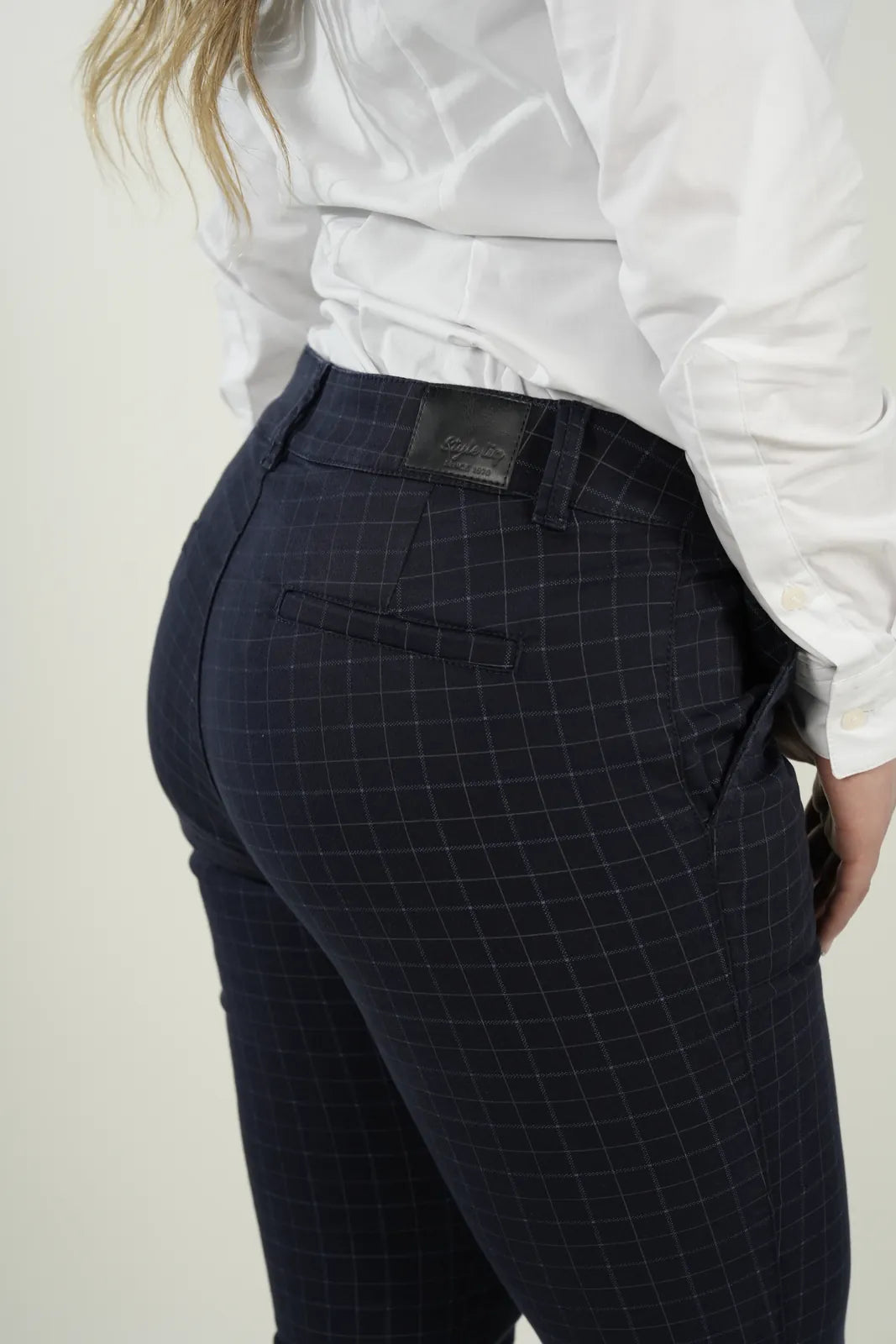 Pantalón Cuadriculado Mujer