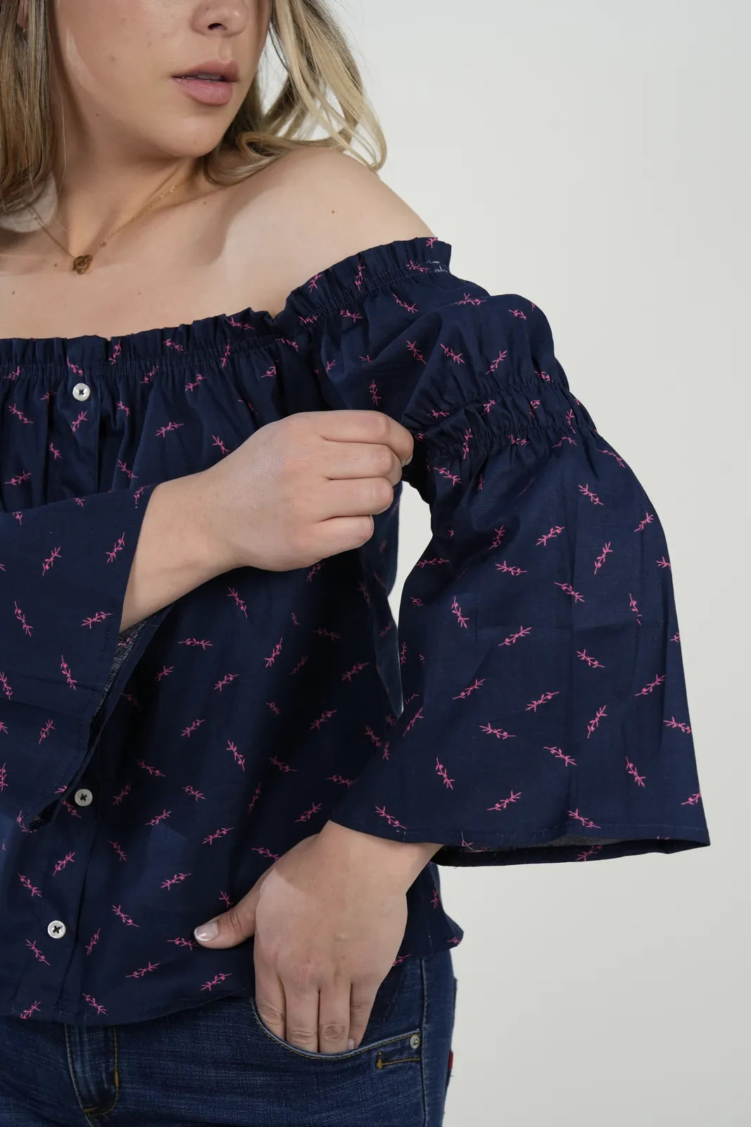 Blusa hombros descubiertos midnight bloom