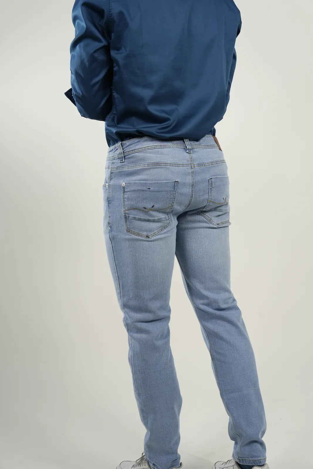 Jean Light Blue Essential