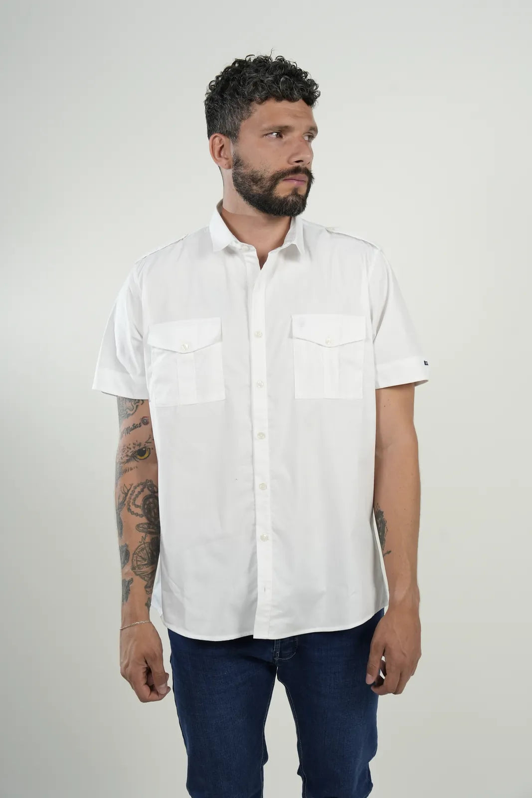 Camisa clásica manga corta