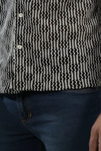 Camisa estampada ritmo urbano