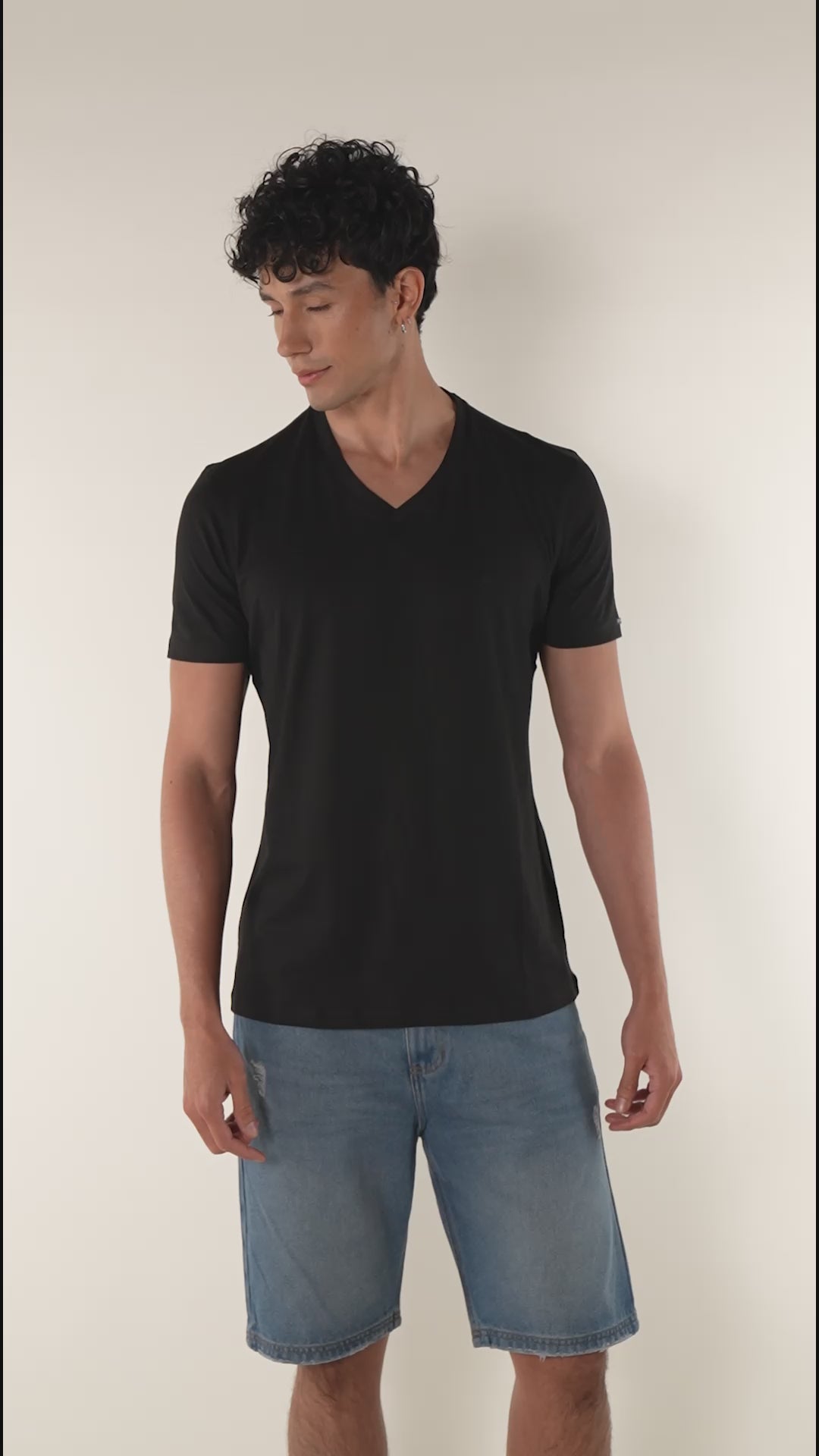 Camiseta básica para hombre manga corta cuello V